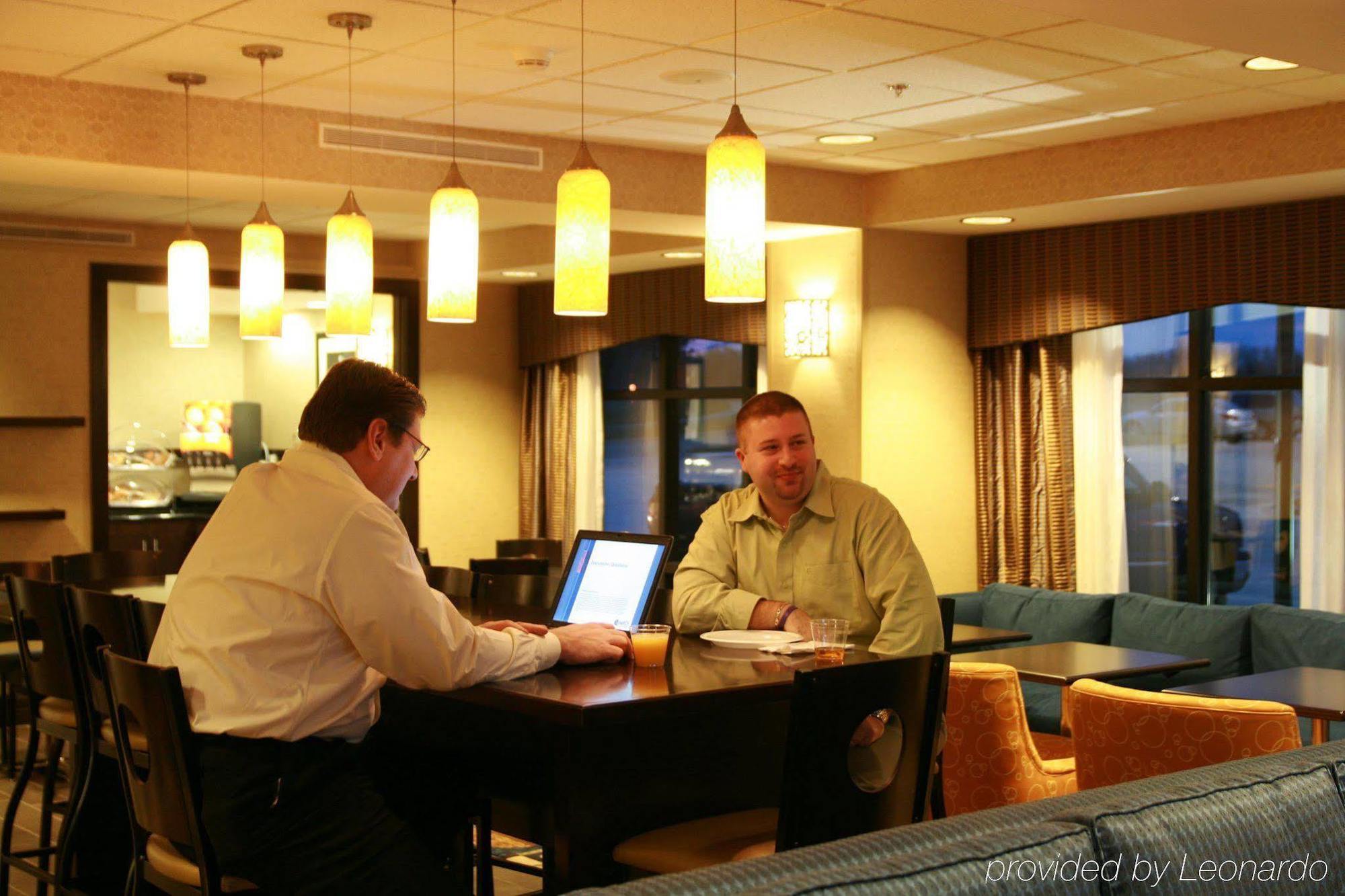 Hampton Inn Topeka Restaurant foto